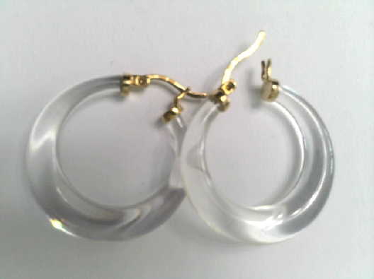 Wht clear lucite hoop w/flash gold plating .3 micron post OTH