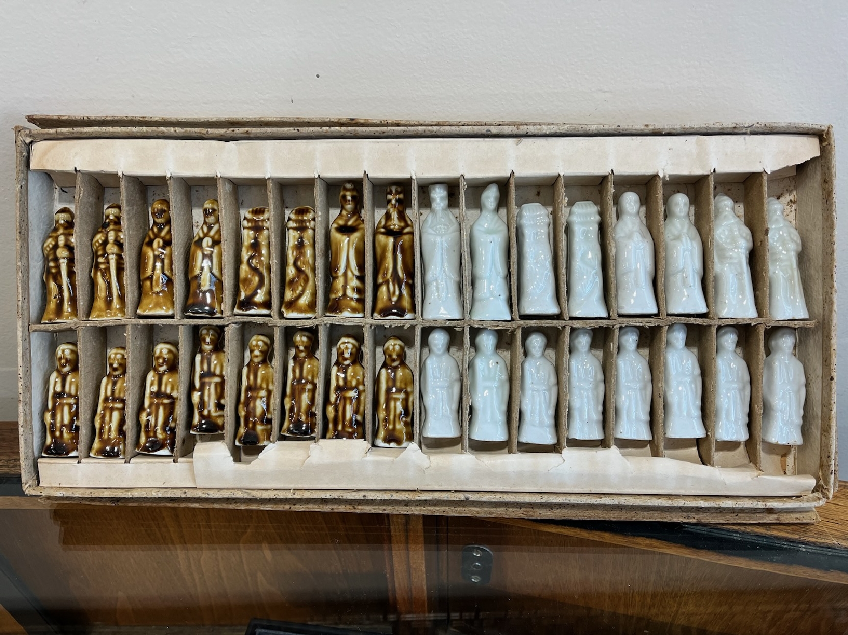 Vintage Chinese Chess Set in Ceramic