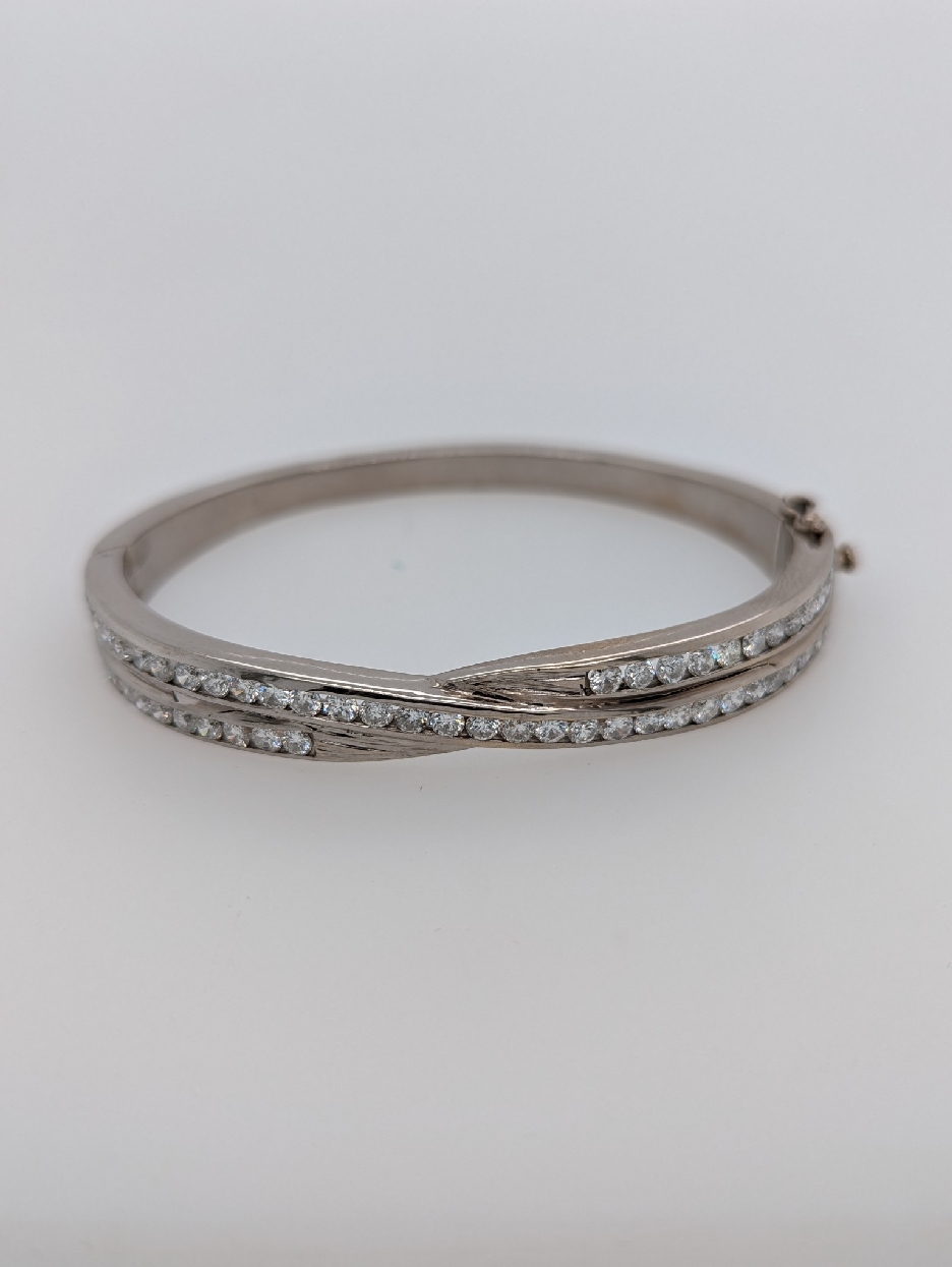 14K White Gold and Diamond Crossover Bangle with Figure 8 Safety Clasp 
3CTTW