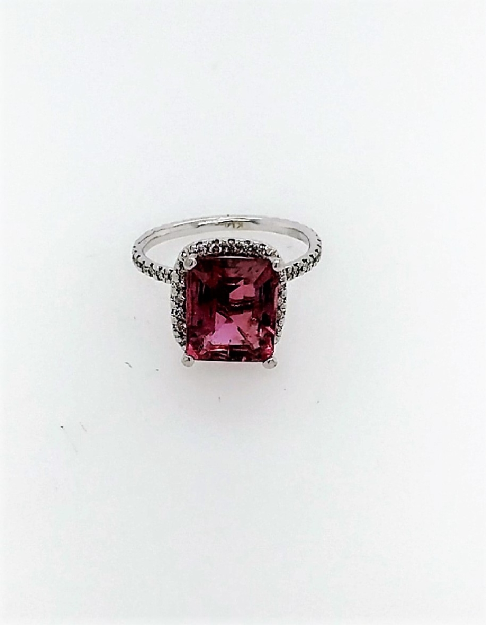 14k White Gold Ring with Emerald Cut Pink Tourmaline and Diamond Halo size 6.5
4.21 CT Pink Tourmaline
0.30CTTW diamonds

Comes with Jewelry Appraisal