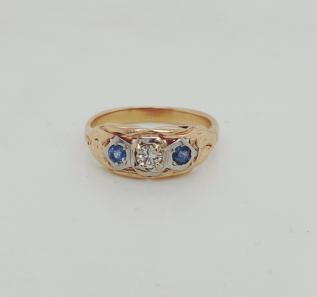 14K Yellow Gold Antique Diamond Ring with 2 Sapphire Accents Size 5.25