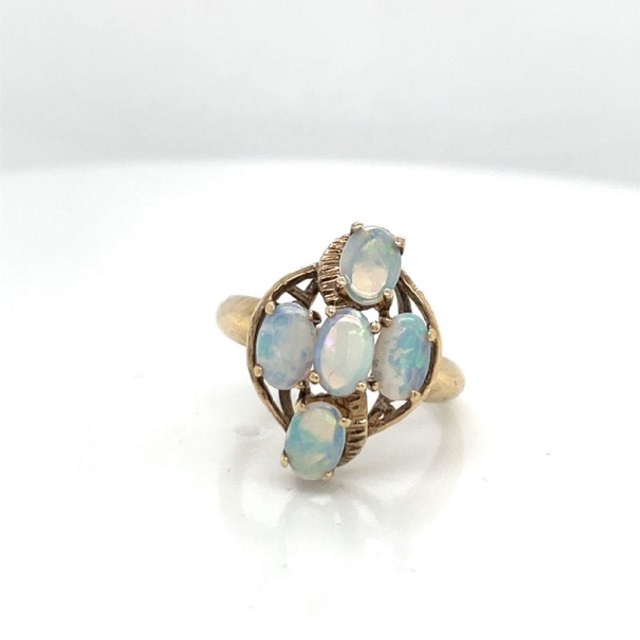 10K Yellow Gold Opal Ring 

Size 5.75