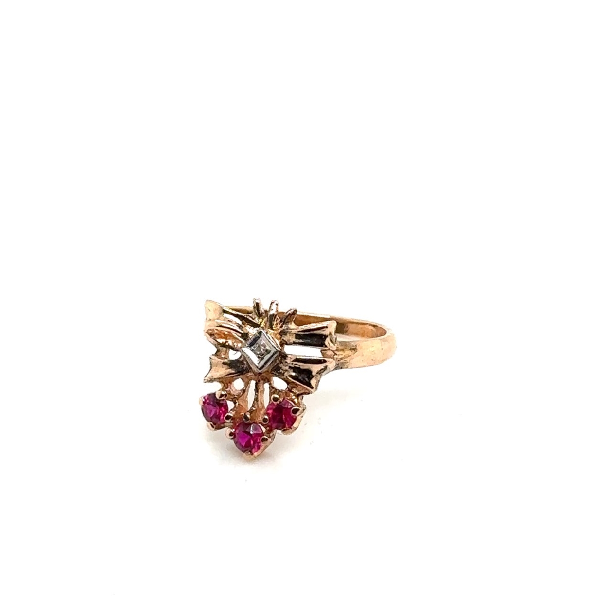 Retro 1940s 14K Rose Gold Bow Ring with Diamonds and Synthetic Rubies Size 6.75