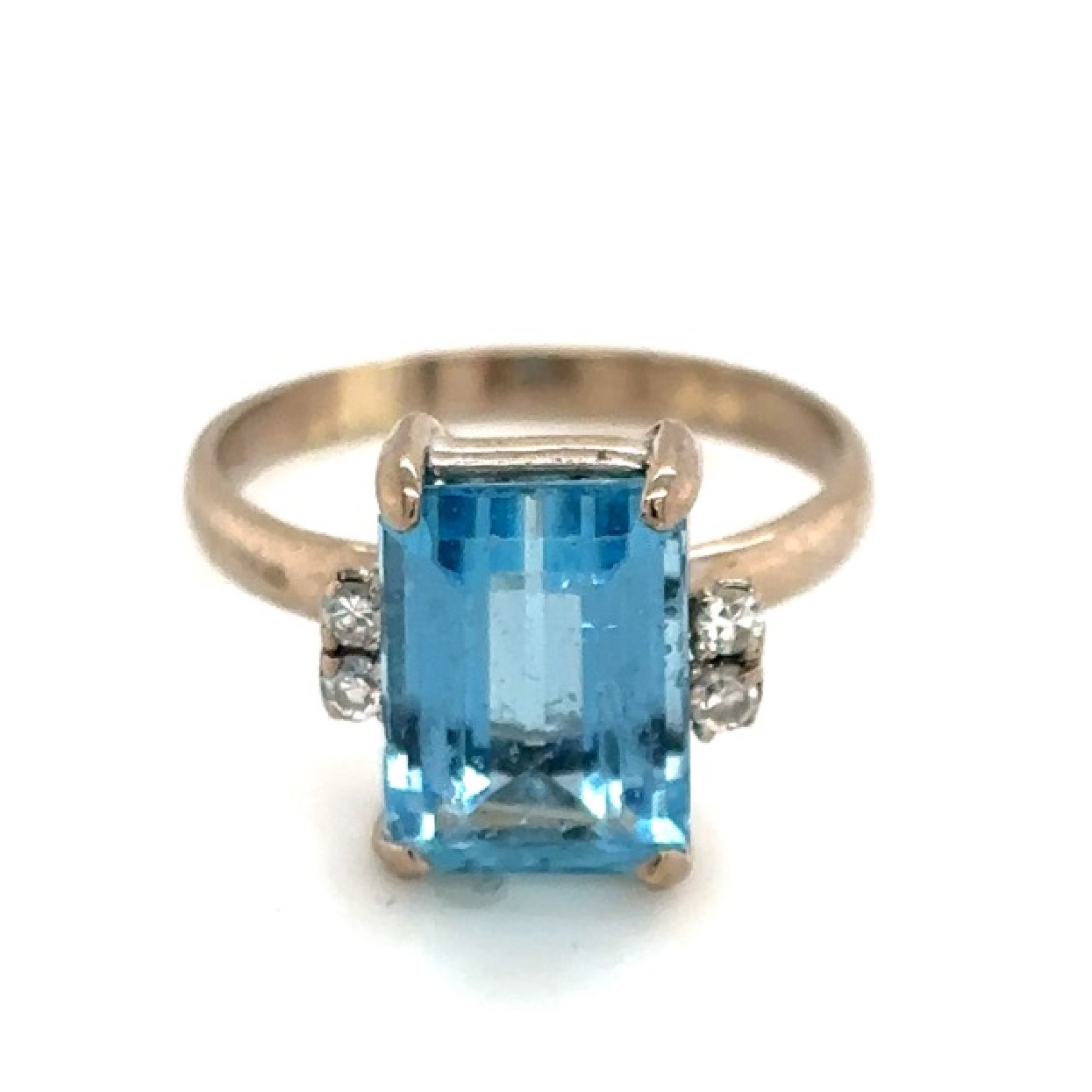 18K White Gold Emerald Cut Blue Topaz with Diamond Accents 

Size 6.25