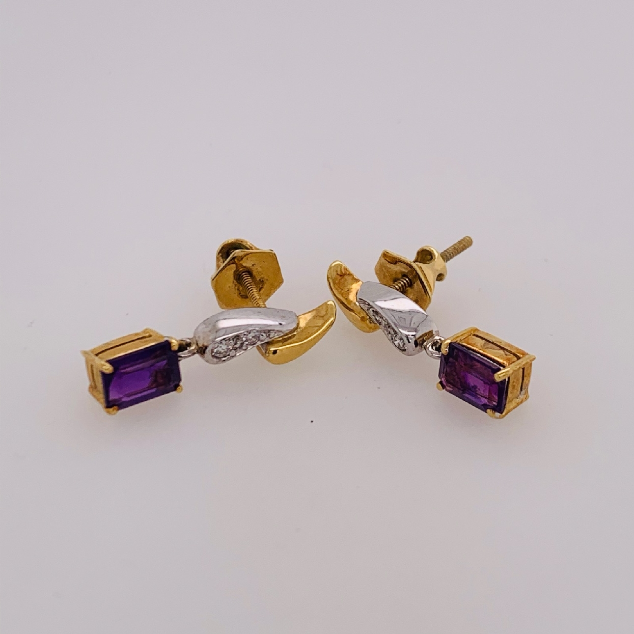 18k Yellow Gold and Platinum Amethyst and Diamond Drop Earings

Appraisal on File