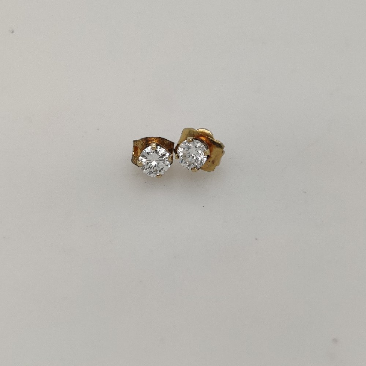 14K Yellow Gold Diamond Stud Earring 0.60CTTW