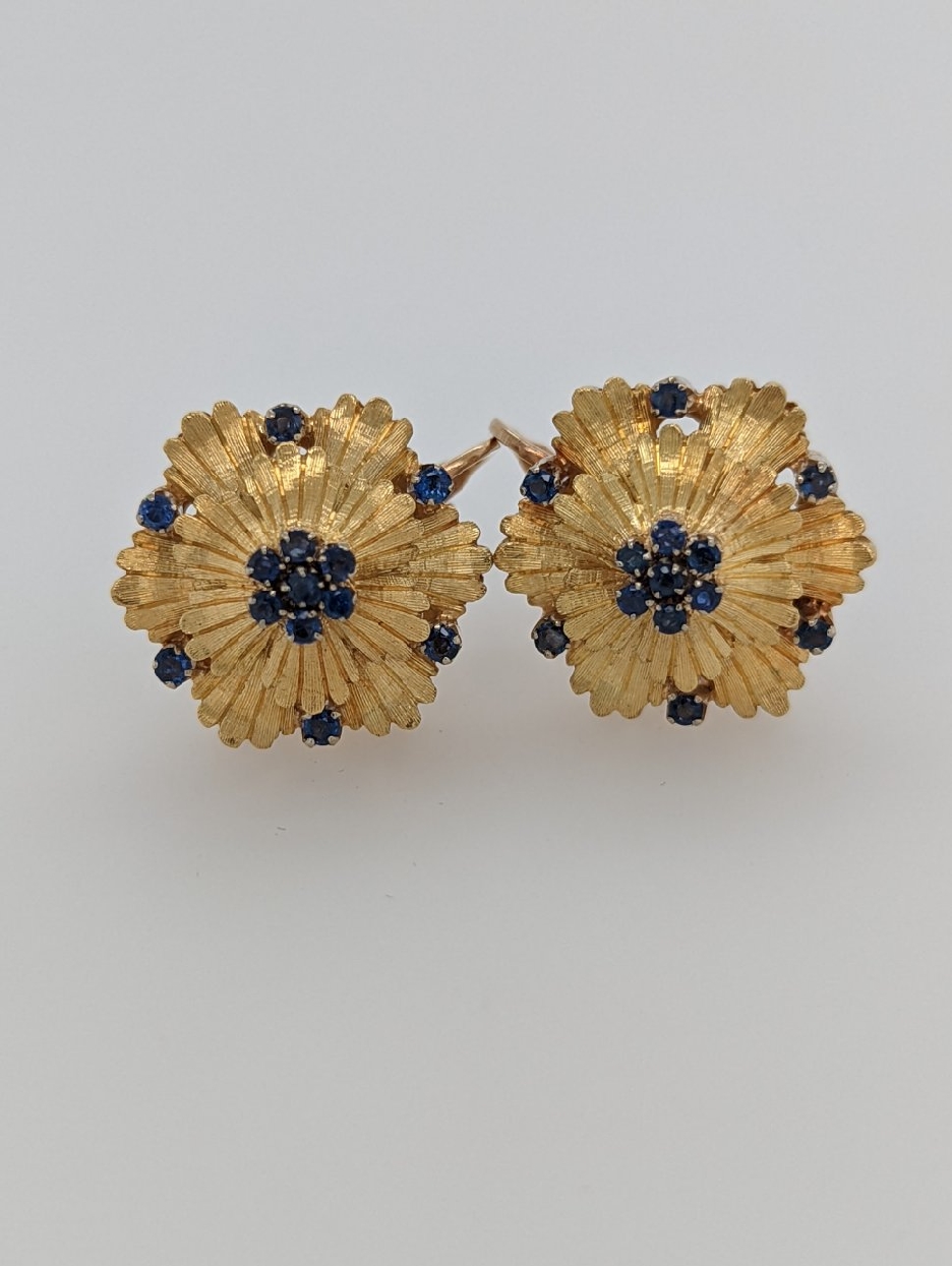 Vintage 14K Yellow Gold Floral Screw Back Clip Earrings with Sapphires