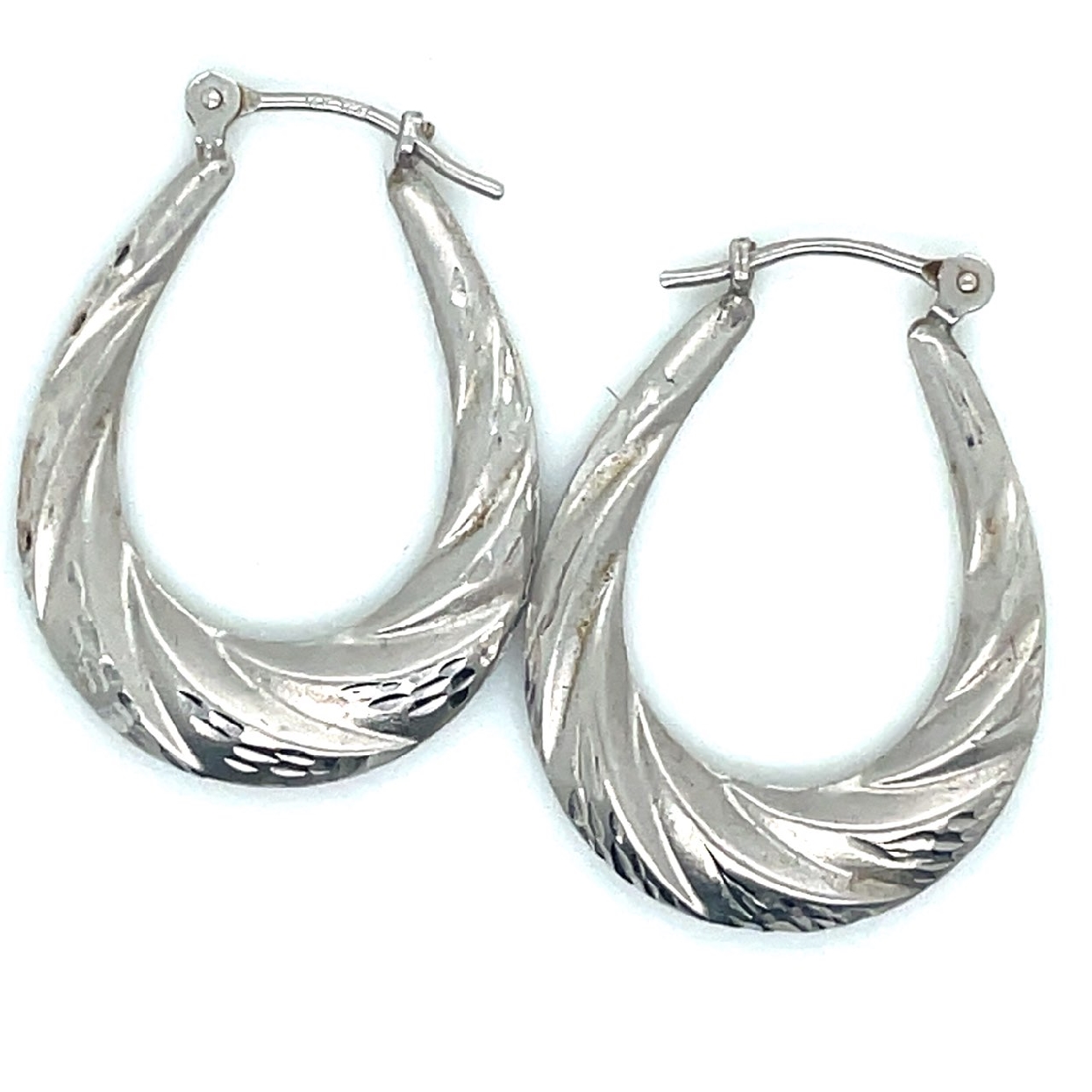 14K White Gold Textured Hollow Oval Hoops