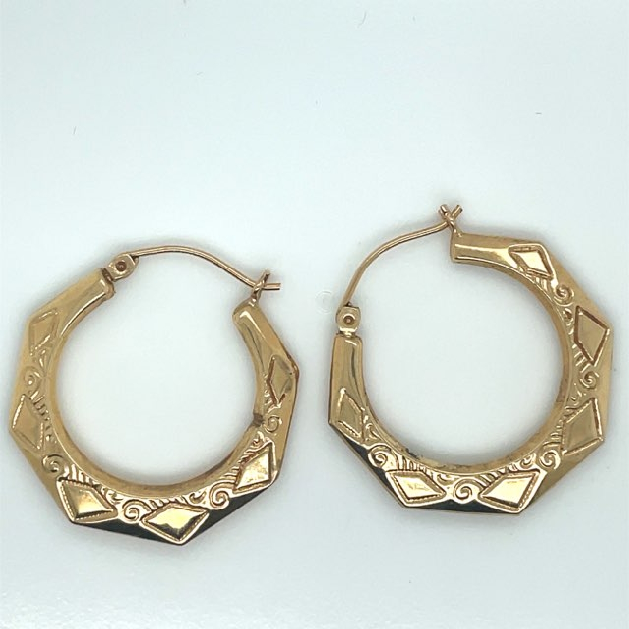 18K Yellow Gold Hollow Octagonal Hoop Earrings
