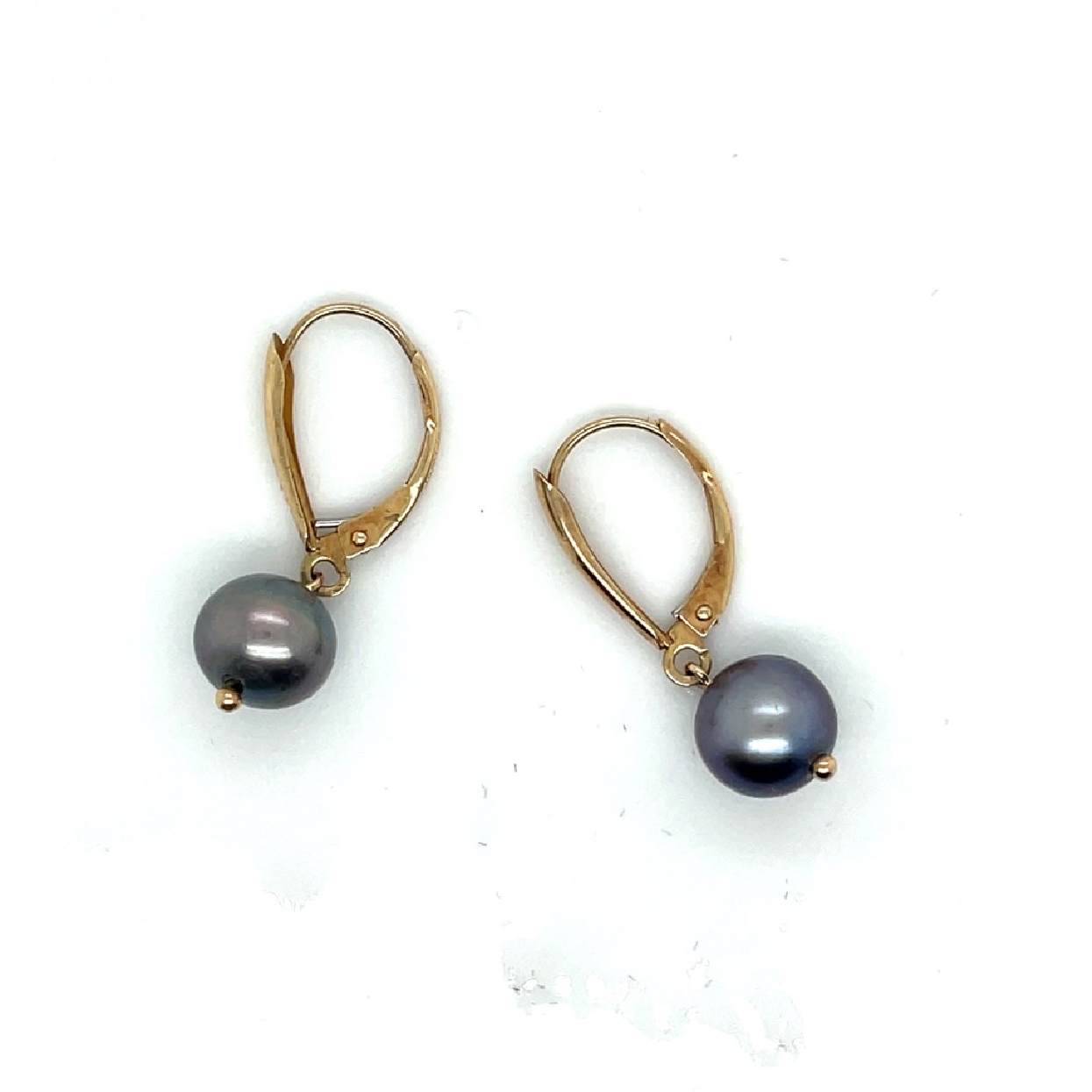 14K Yellow Gold Freshwater Black Pearls with Lever Backs 