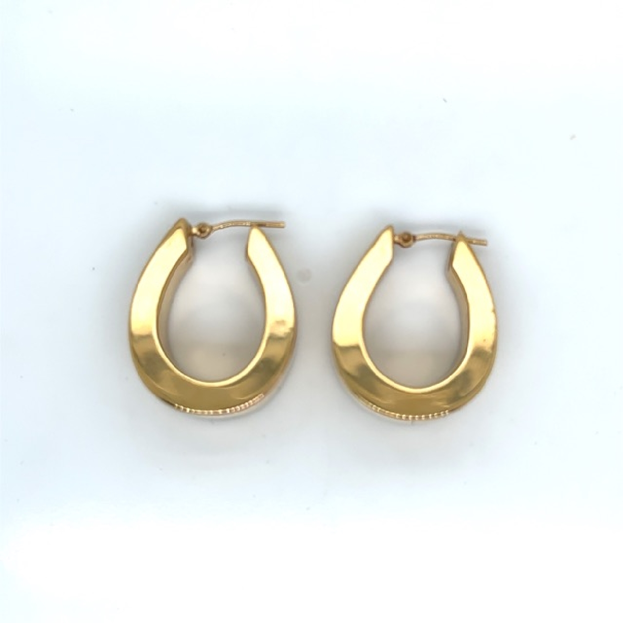 14K Yellow Gold Hollow Oval Hoops 