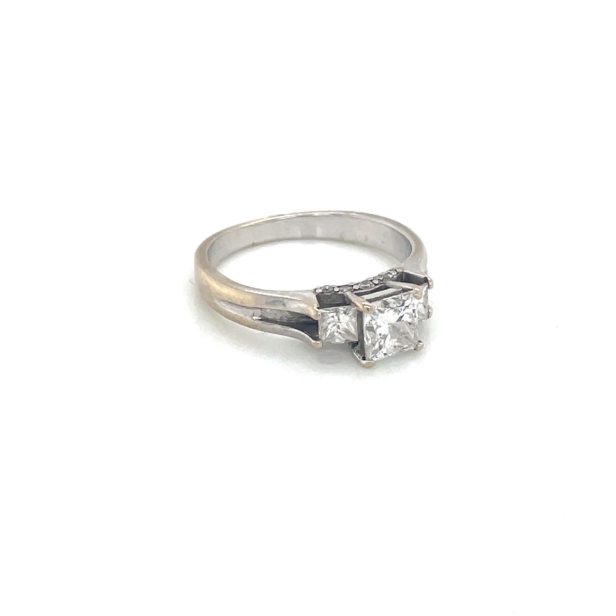18 Karat White Gold Princess Cut Diamond Engagement Ring

 .71ct Center Diamond
.30ct Accent Diamonds
VS2/G-H

Appraisal on File