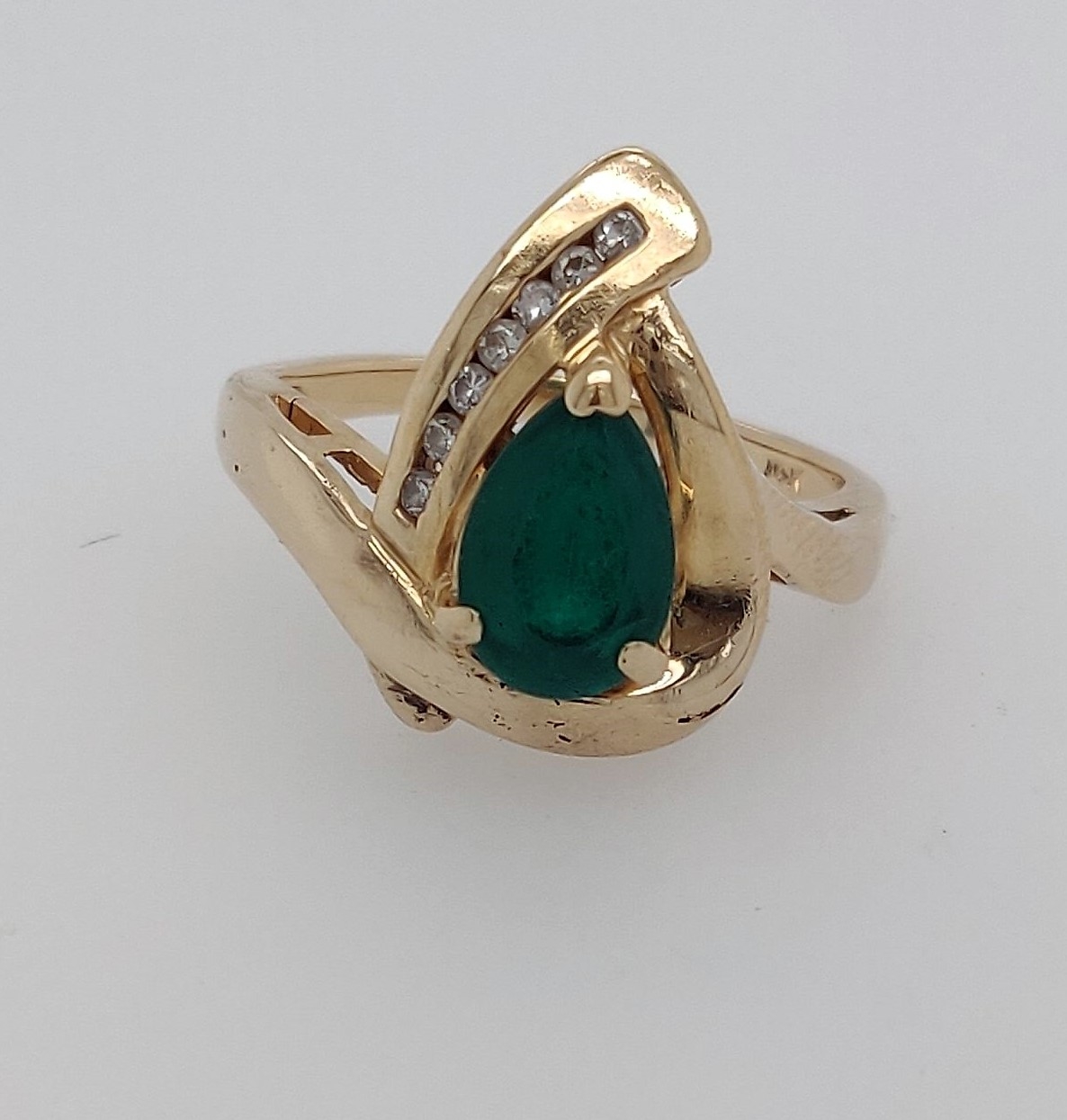 14k yellow gold ring w/faux emeralds & faux dias. Sz. 6.5. $800/set.