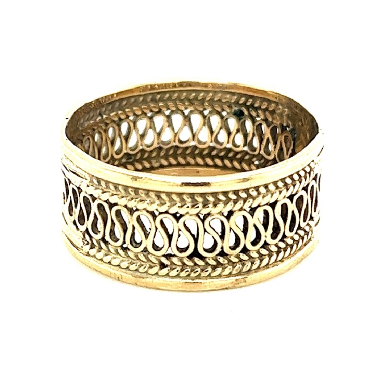 14K Yellow Gold Ring with Filigree and Openwork Size 7.75