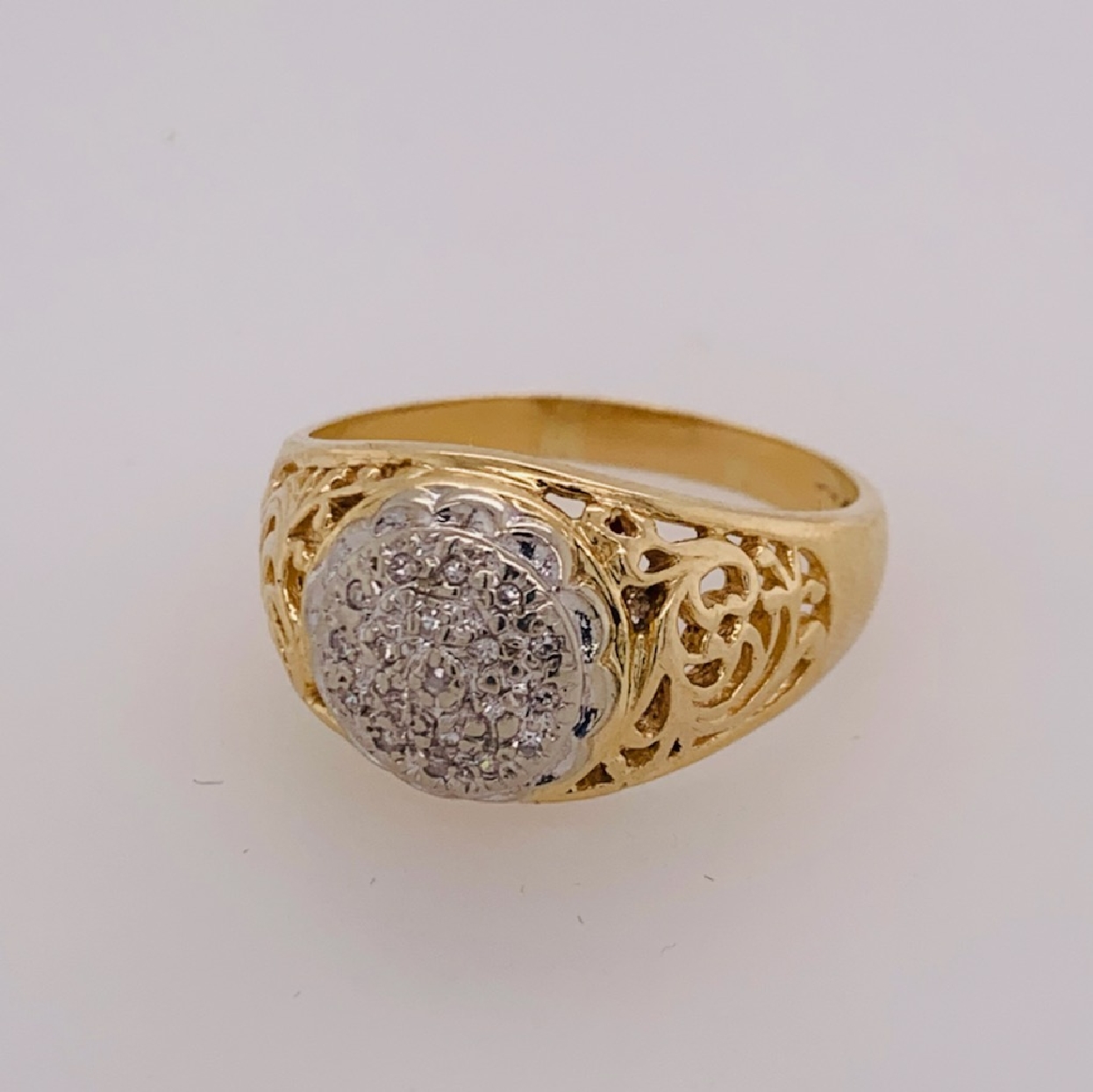 14K Yellow Gold Diamond Cluster Ring with Filigree Details Size 12