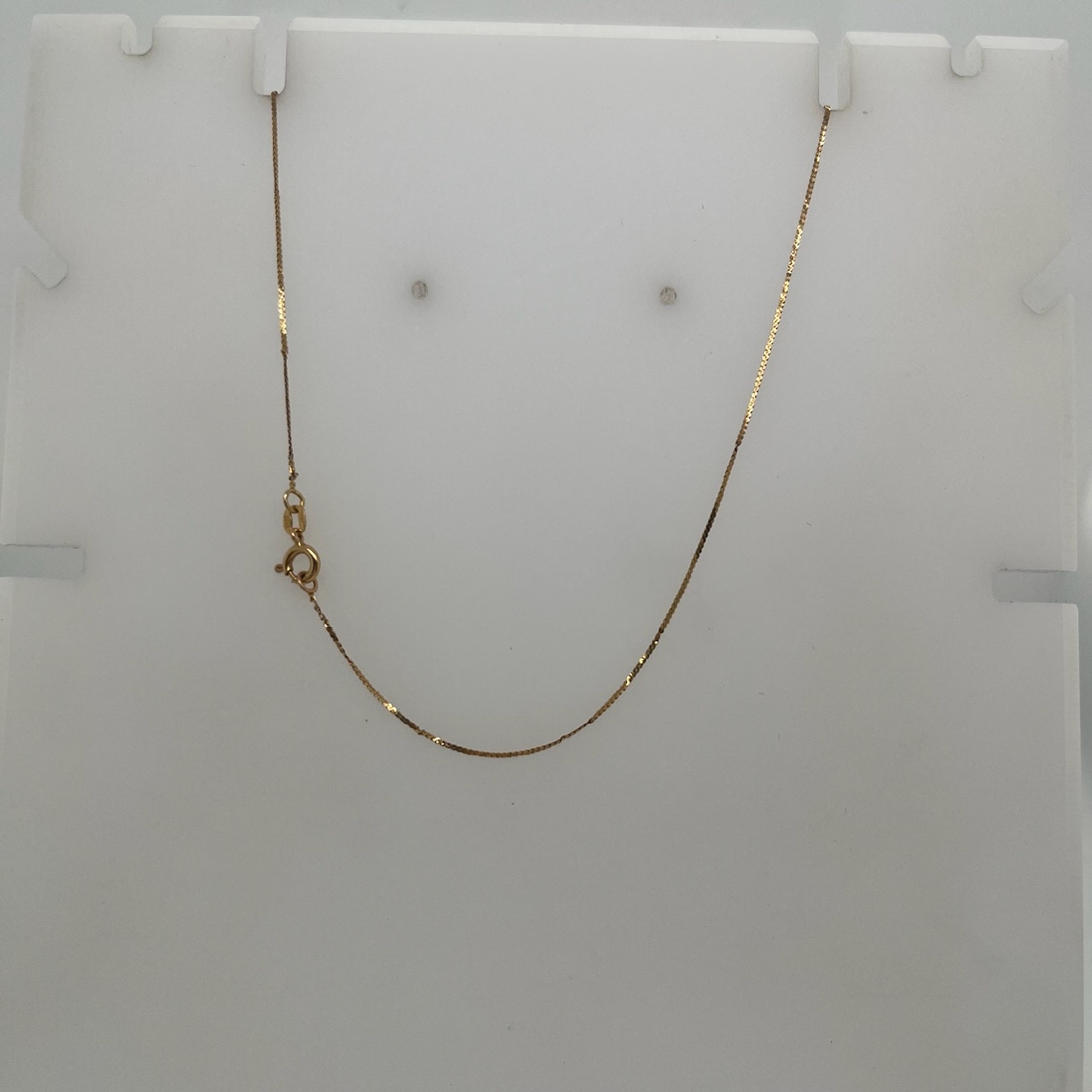 14K Yellow Gold 0.5mm Serpentine Chain with Spring Ring Clasp

16 Inches