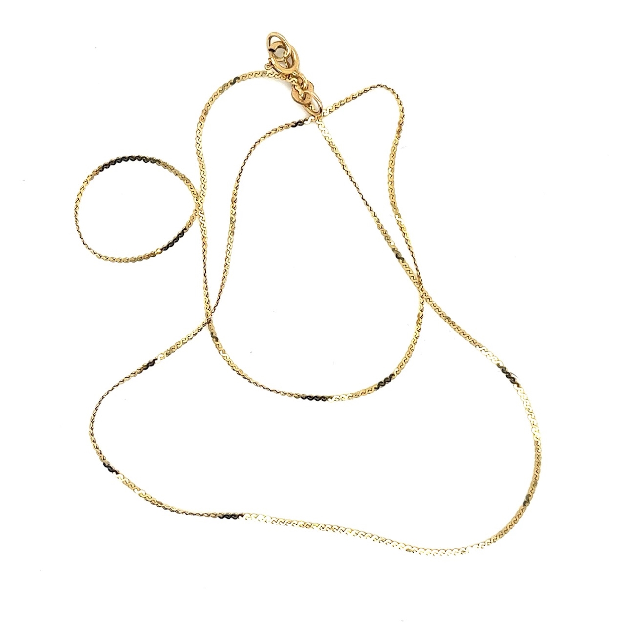 14K Yellow Gold Serpentine Chain 
15.5 Inches