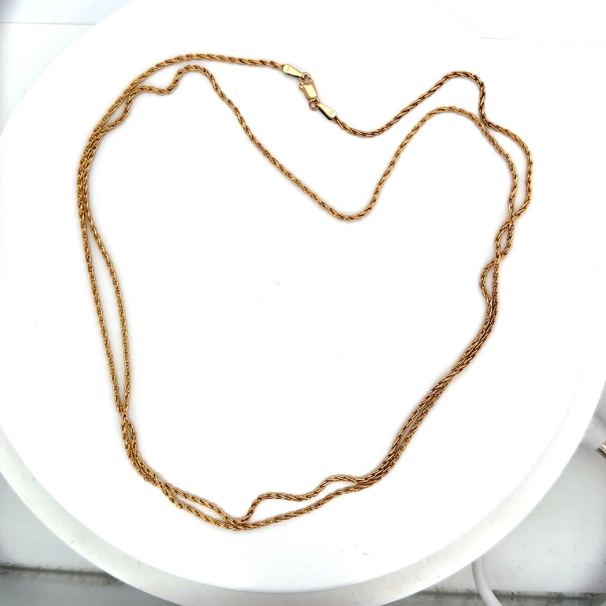 14K Yellow Gold Chain

30 Inches 
