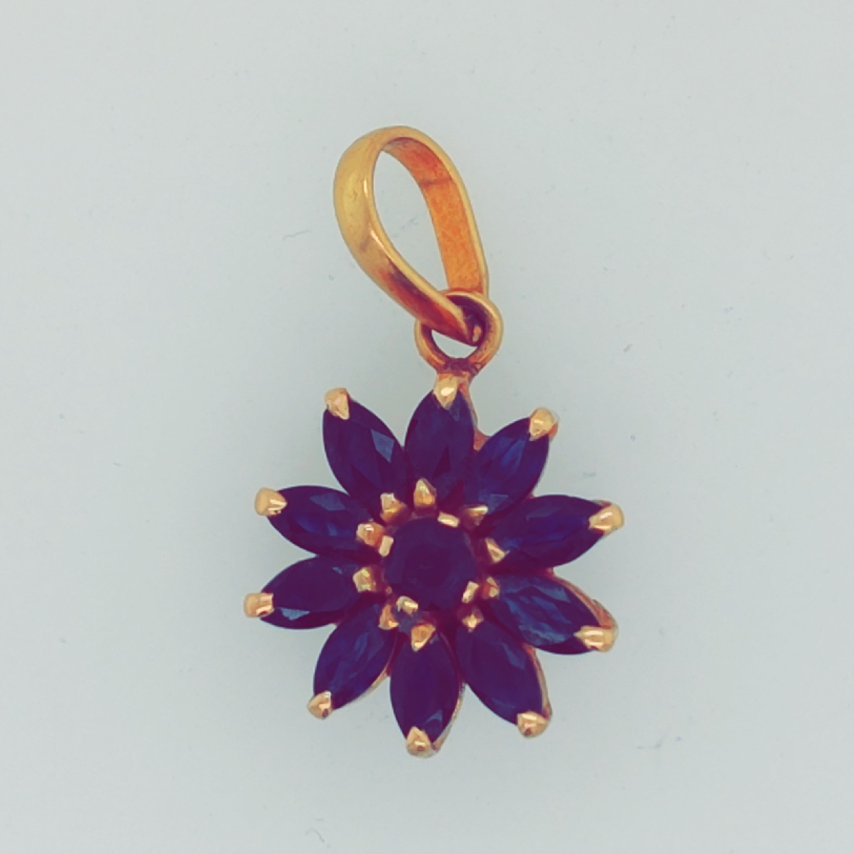 18K Yellow Gold Burmese Sapphire Floral Pendant