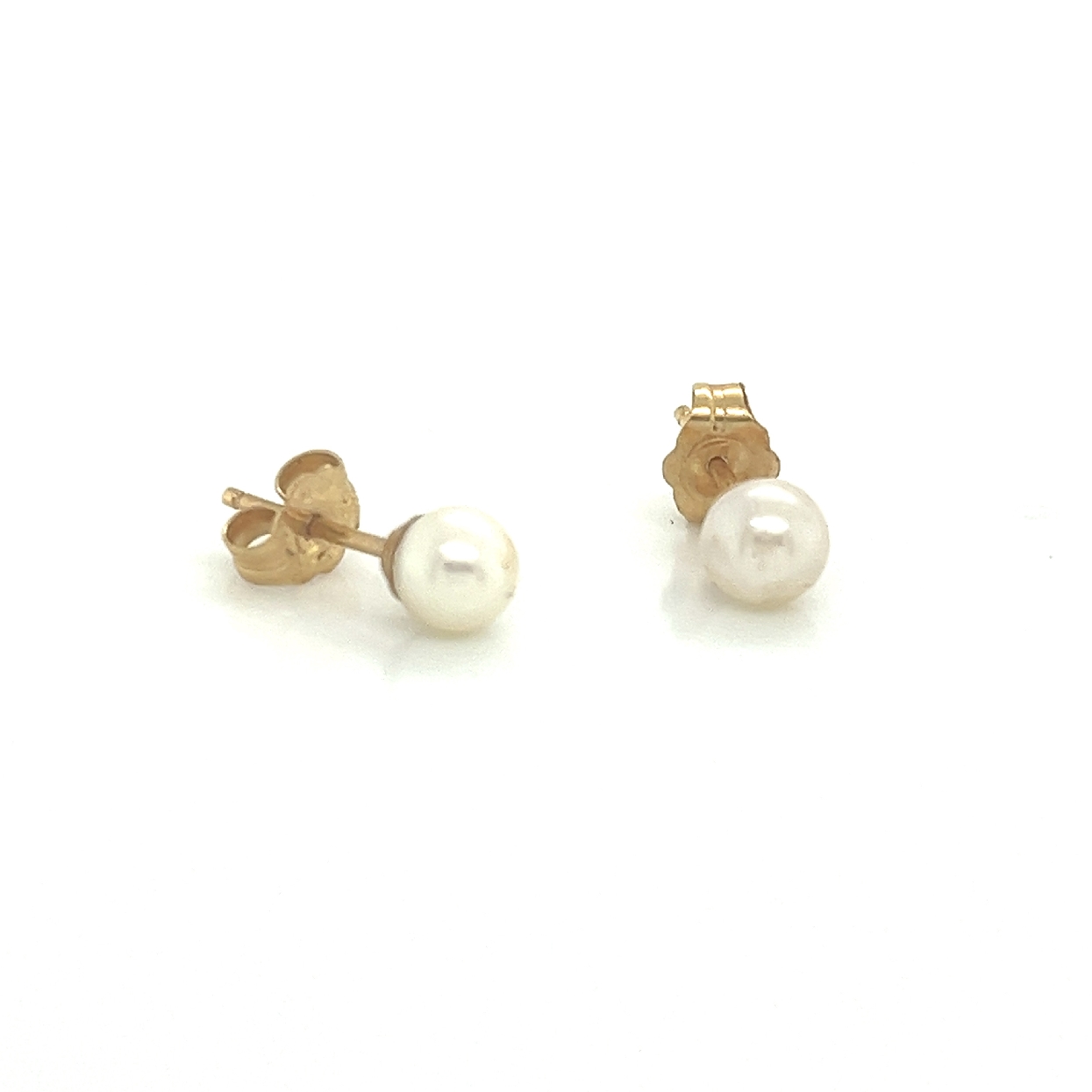 14K Yellow Gold 4.85MM
Small Pearl Studs

