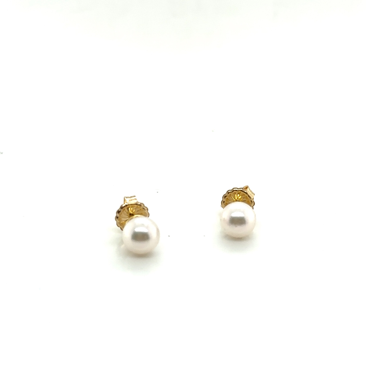 7mm Akoya Pearl Studs with Yellow Gold Stud Backing