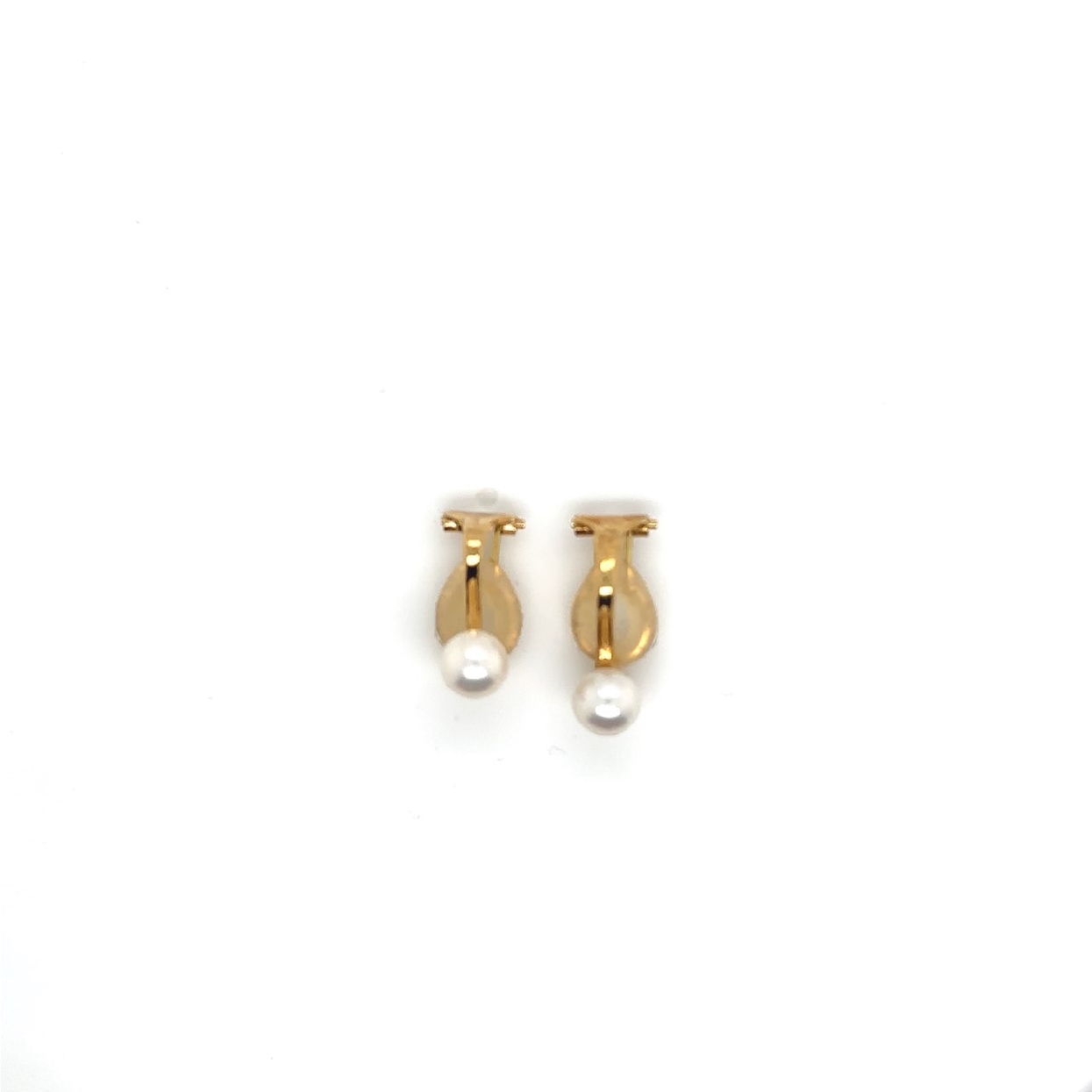 18K Yellow Gold and Pearl Clip On Earrings 