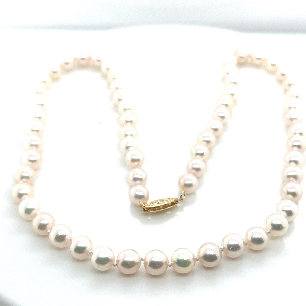 White Akoya Pearl Strand with Slight Pink Luster and 14K Yellow Gold Clasp 18 Inches 6-6.5mm