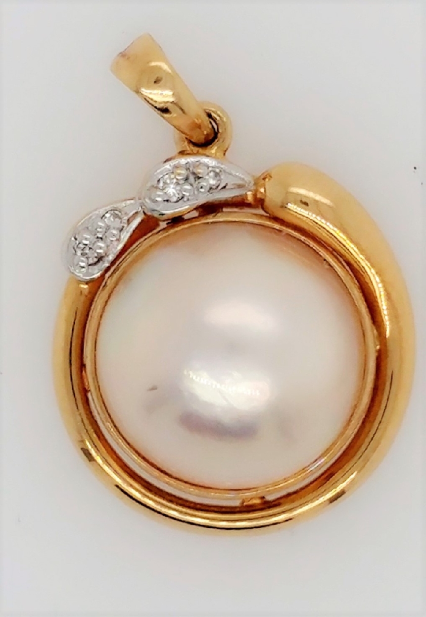 18K Yellow Gold Wrapped Mabe Pearl Pendant with Diamond Accents