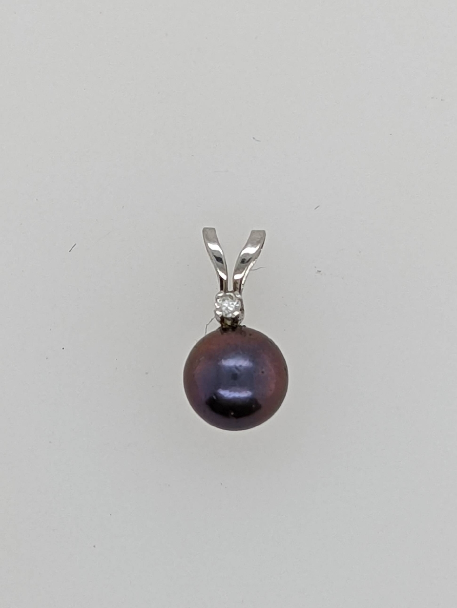 14K White Gold 6mm Black Pearl Pendant with Diamond Accent