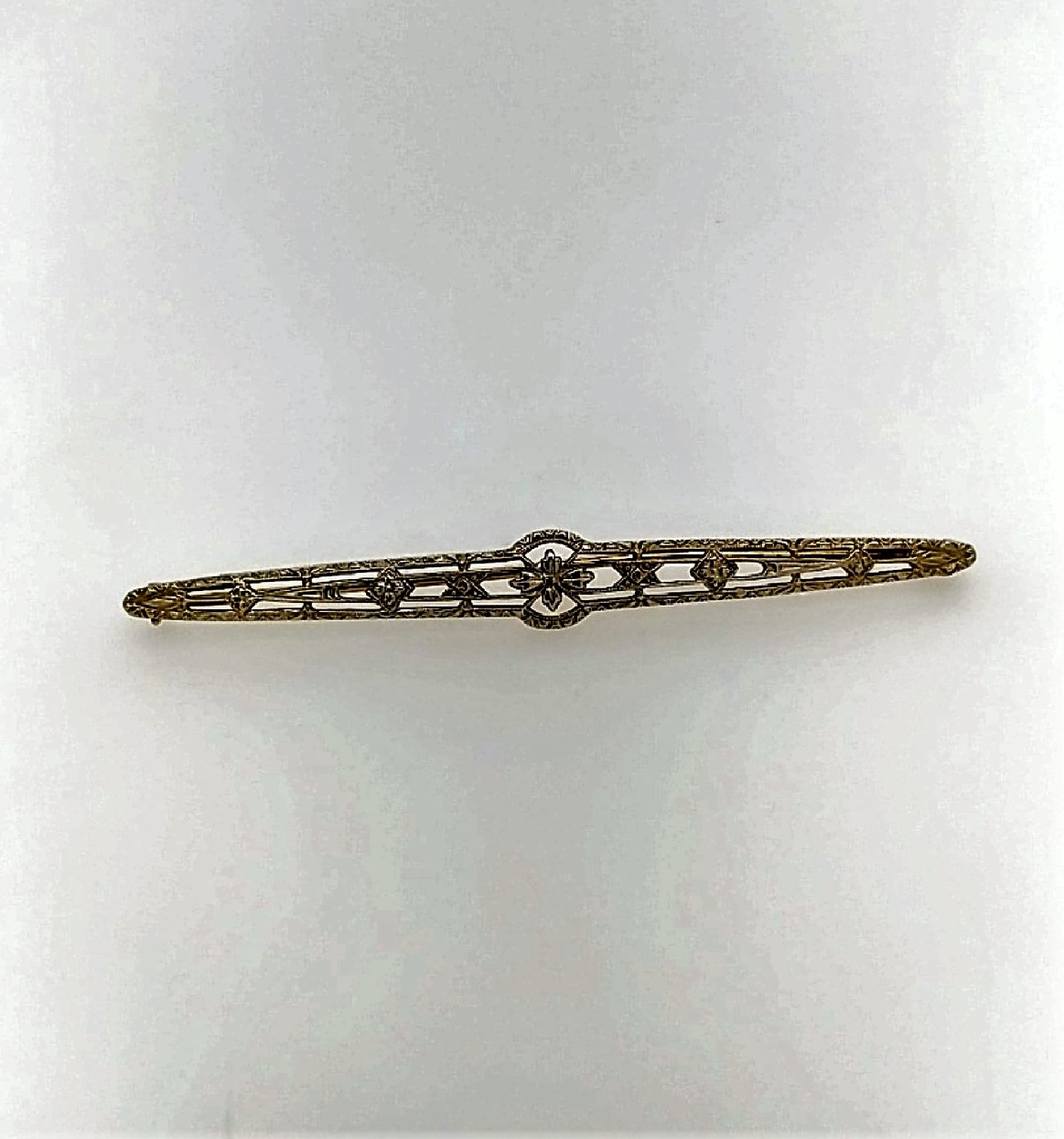 Vintage 10k White Gold Art Deco Bar Pin with Filagree Detailing 