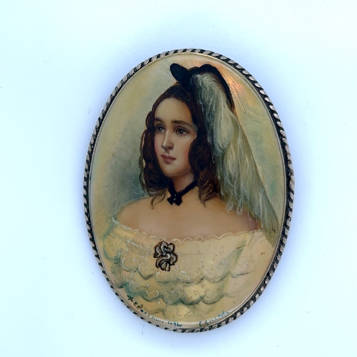 Antique Vitcorian Style Hand Painted Cameo on Mother of Pearl