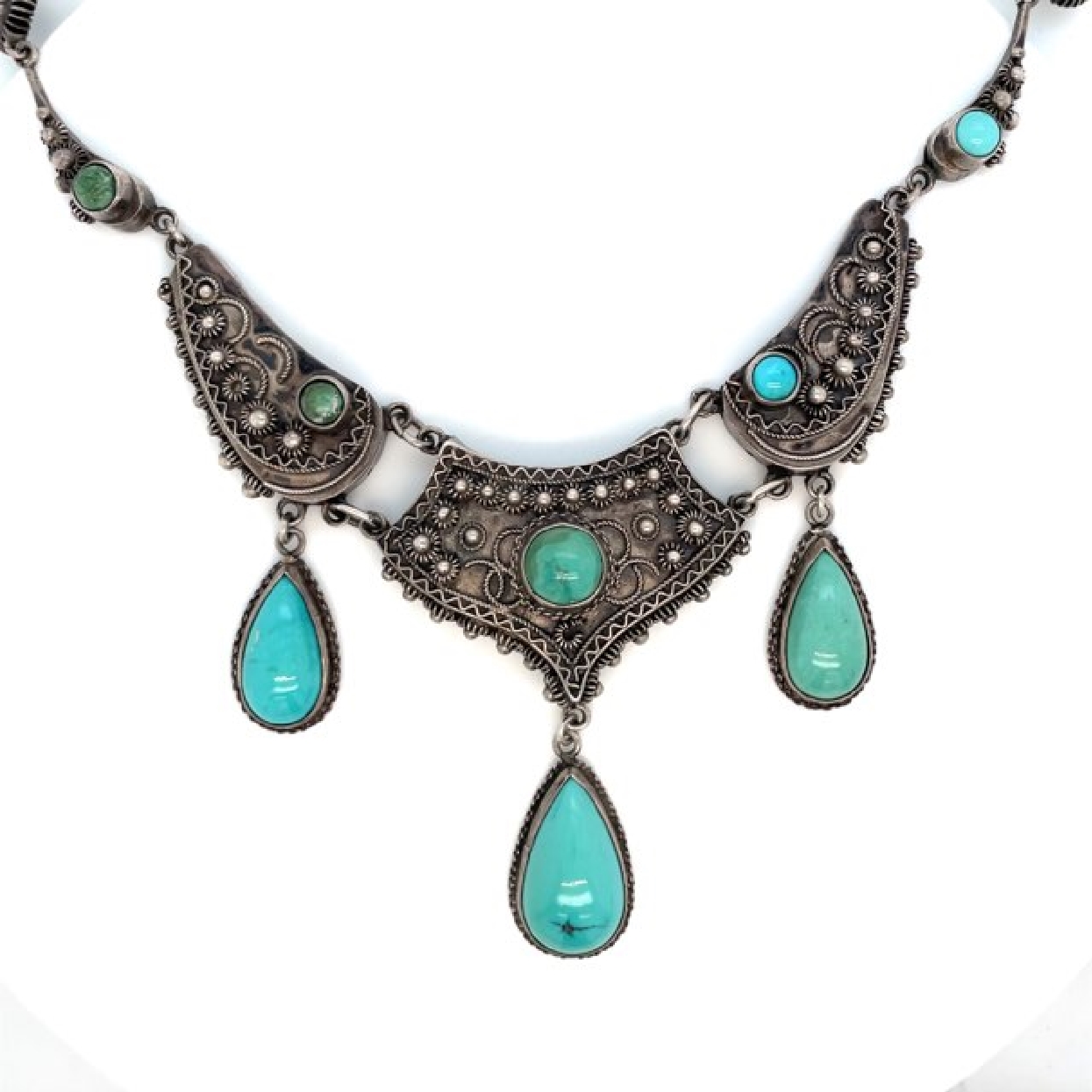 Antique Sterling Silver Tibetan Necklace with Turquoise

16 Inches