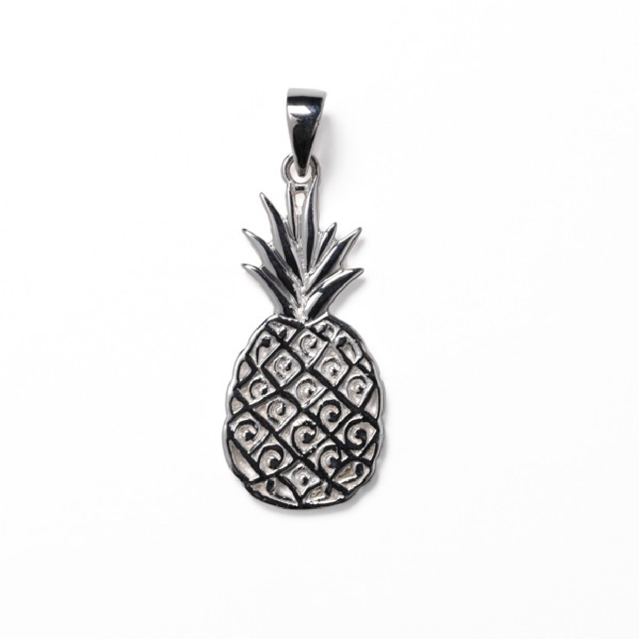 Southern Gates Waterfront Pineapple Pendant. Lowcountry Series. P988