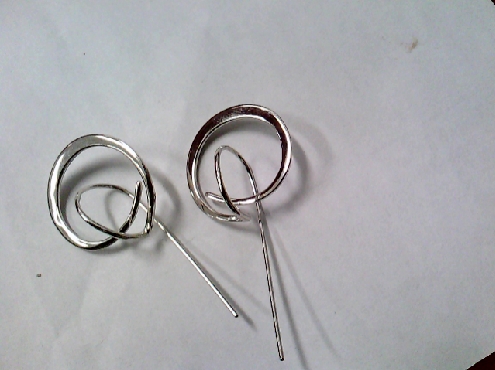 2818: One pair of 925 Rhoduim plated circle motif pull through earrings