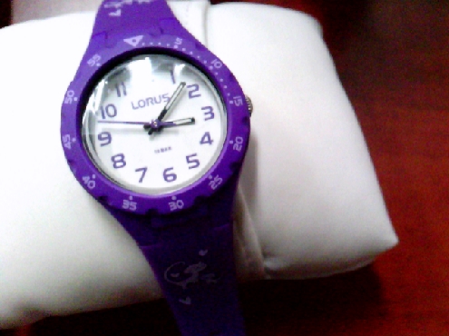 3204: One kids LORUS purple cat design silicone watch