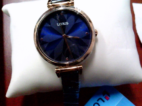 3300: one ladies LORUS blue and rose gold tone mesh buckle watch