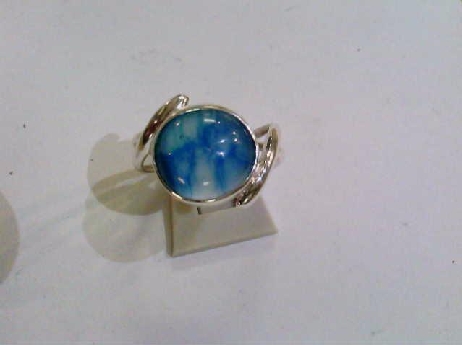 368: One custom made sterling silver ladies marble blue/white glass stone ring