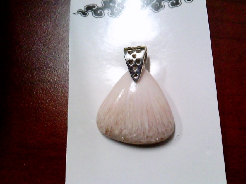 3969: One polished rounded-triangle Scolecite pendant on sterling silver