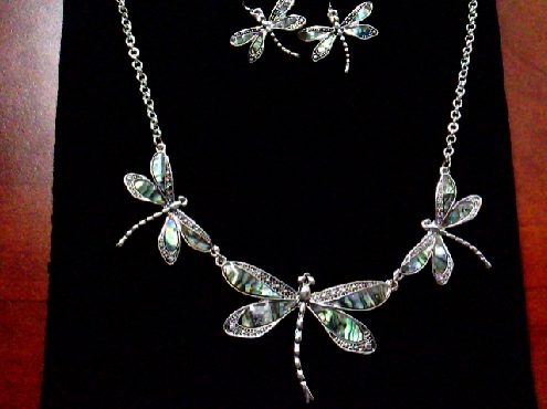 4097: one costume ejwellery long necklace dragonfly set with abalone shell