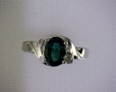 10kW 6x8 Created Emerald & 0.01 H-I I2 Diamond Ring