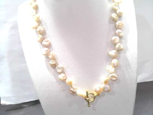 Gallery Gemma Originals  A beautiful strand of petit petal pearls (...